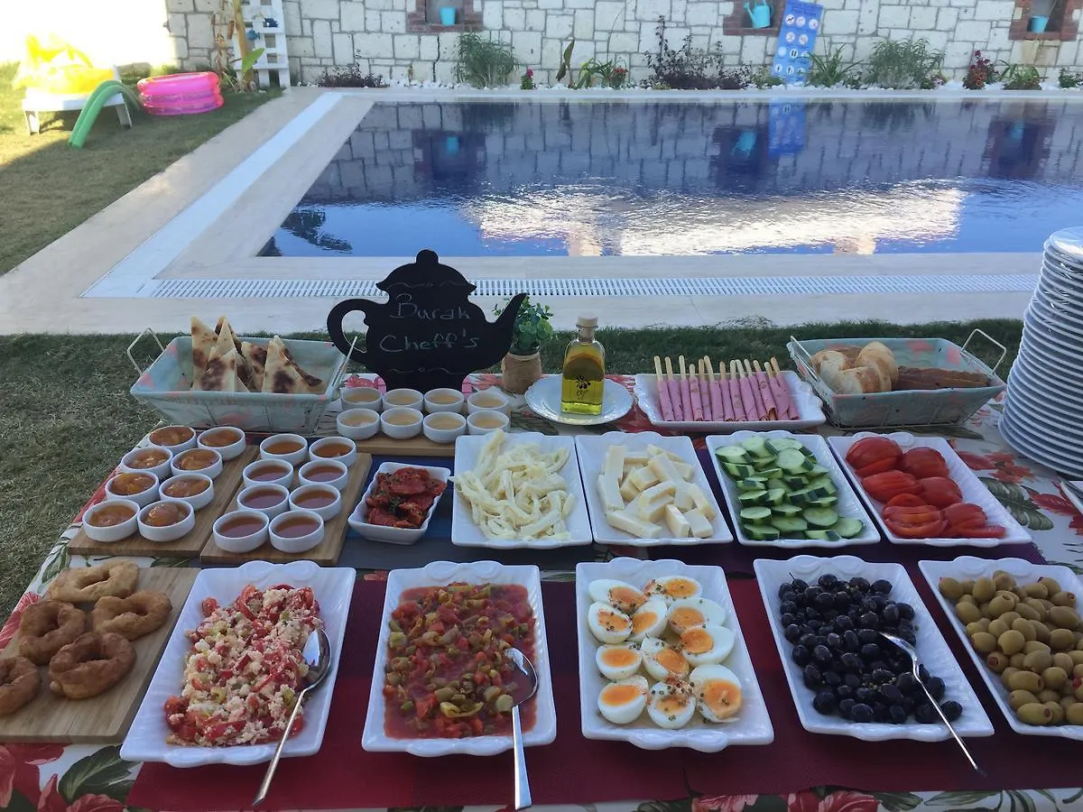 My Vera Alacati Butik Otel B&B