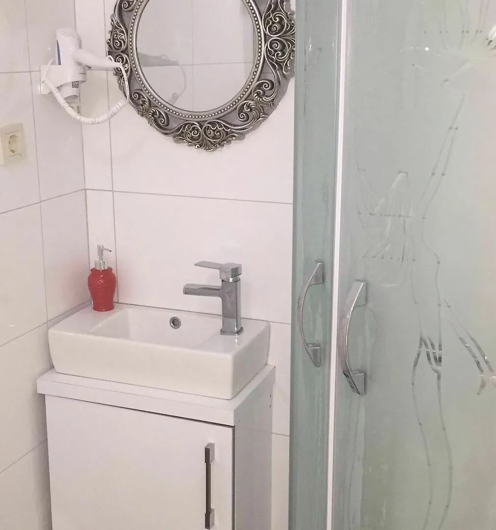 My Vera Alacati Butik Otel B&B